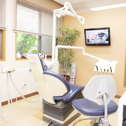 最新鋭の設備と清潔感のある歯科医院